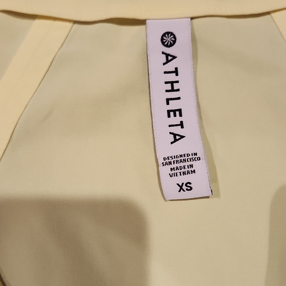 ❤️ NWOT! ATHLETA V-NECK BOULEVARD TOP, XS - Picture 10 of 11